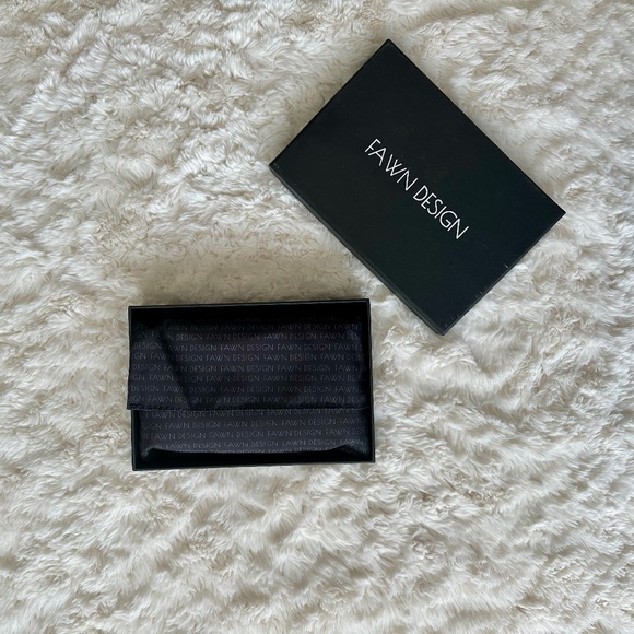 The Wallet - Leopard - Fawn Design - Picture 2 of 4